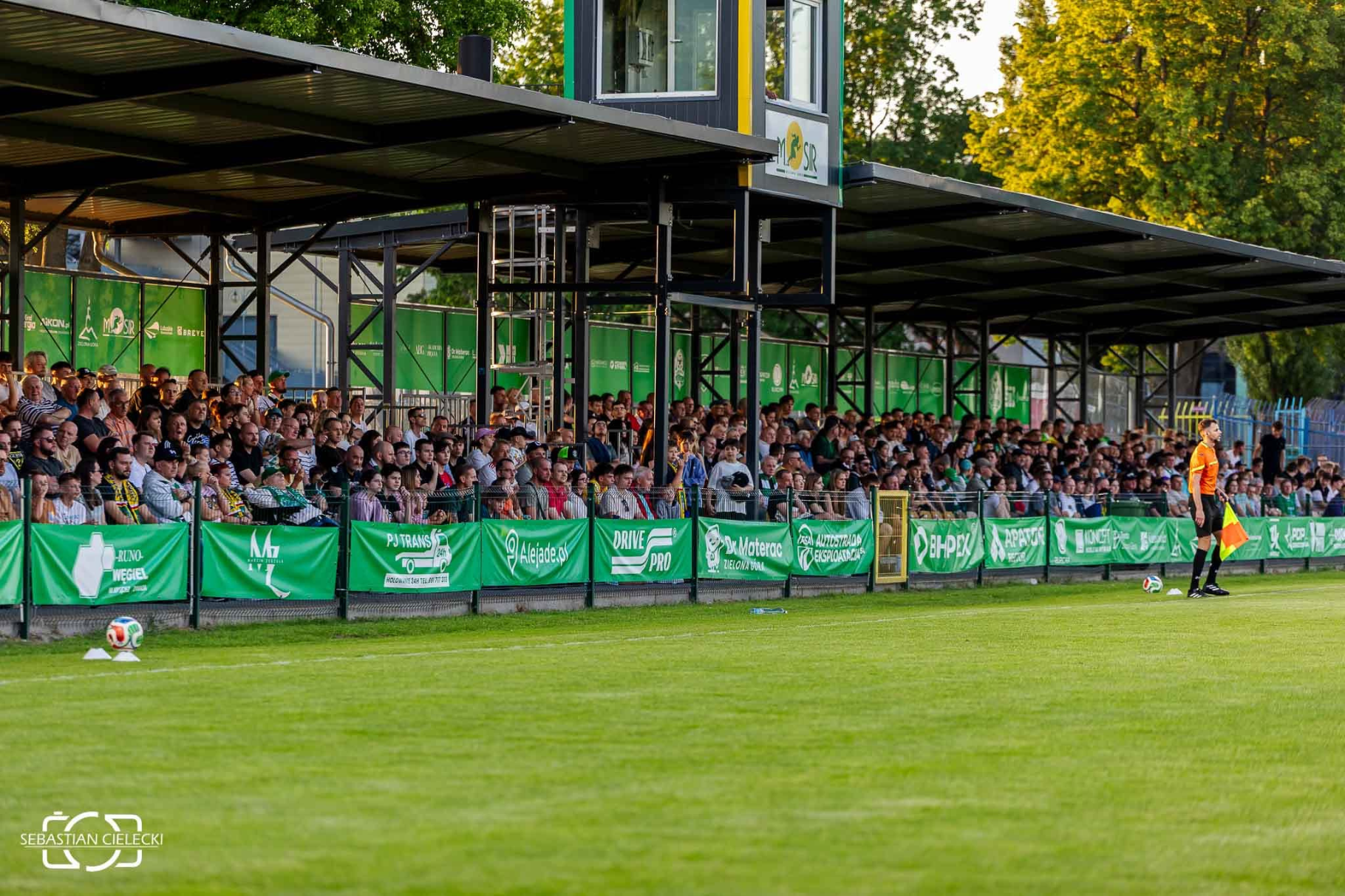 DERBY (14)